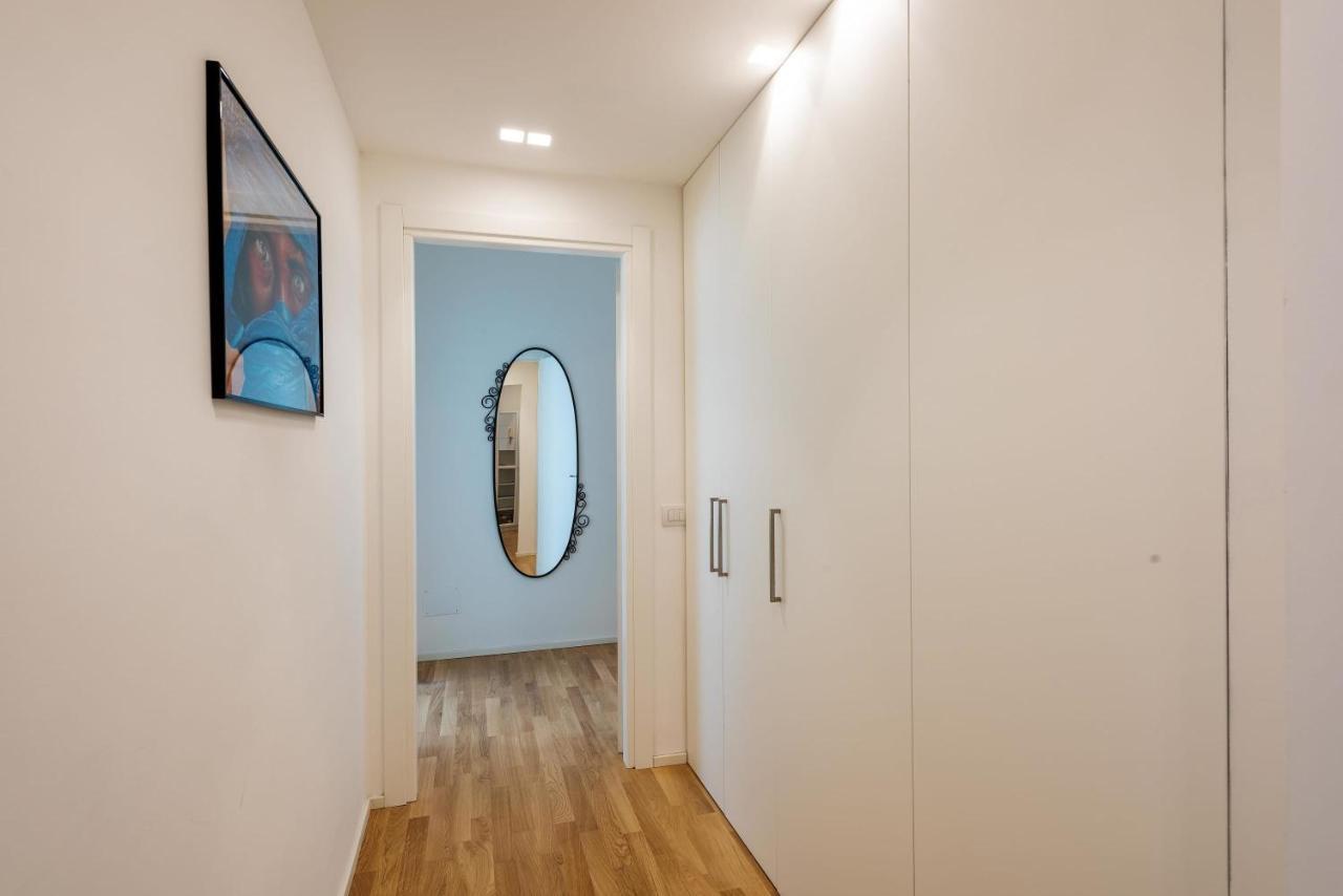 Spacious & Comfortable Apartment In Duomo By Easylife Milano Eksteriør billede